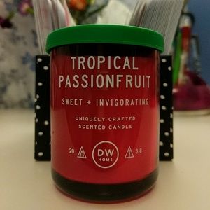 DW Home Tropical Passionfruit Candle